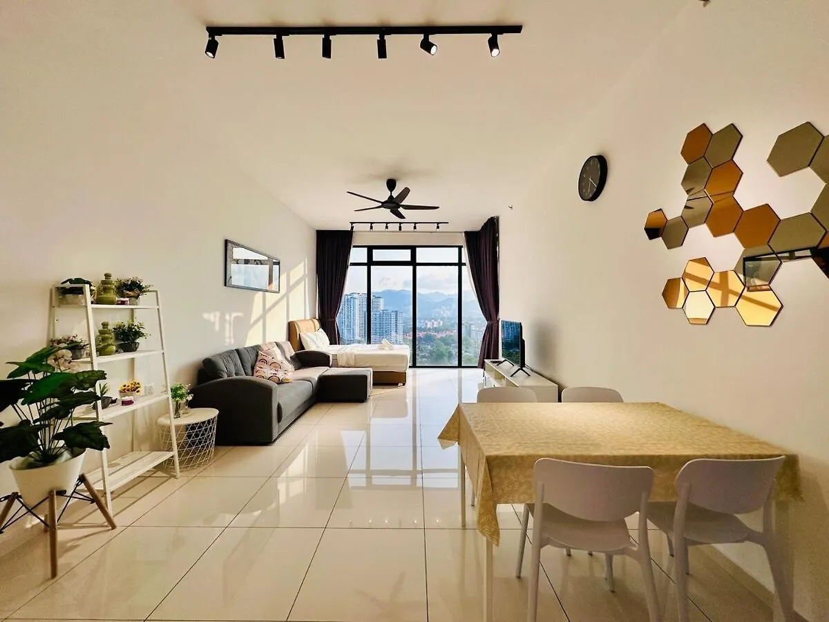 Apartamento 2Br Georgetown Luxury Suite #Rooftoppool #Beacon Malasia